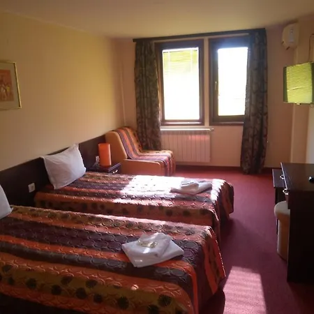 Hotel Family Elena Arbanasi