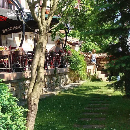 Hotel Family Elena Arbanassi