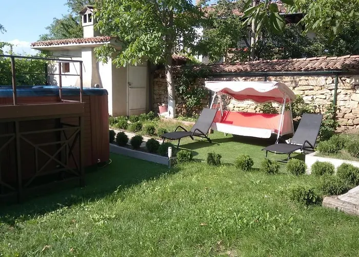 Hotel Family Elena Arbanasi