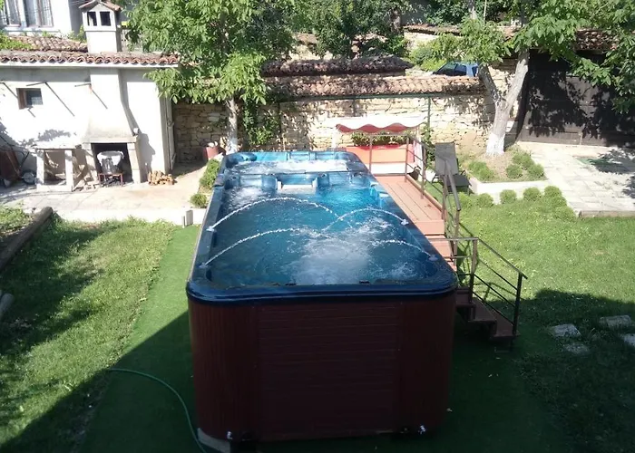 Family Elena 3* Арбанаси