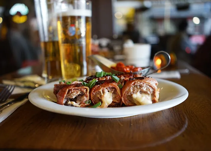 Хотел Family Elena